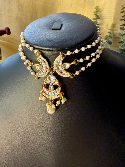 Kundan Pearl Choker with Matching Earrings MJ119