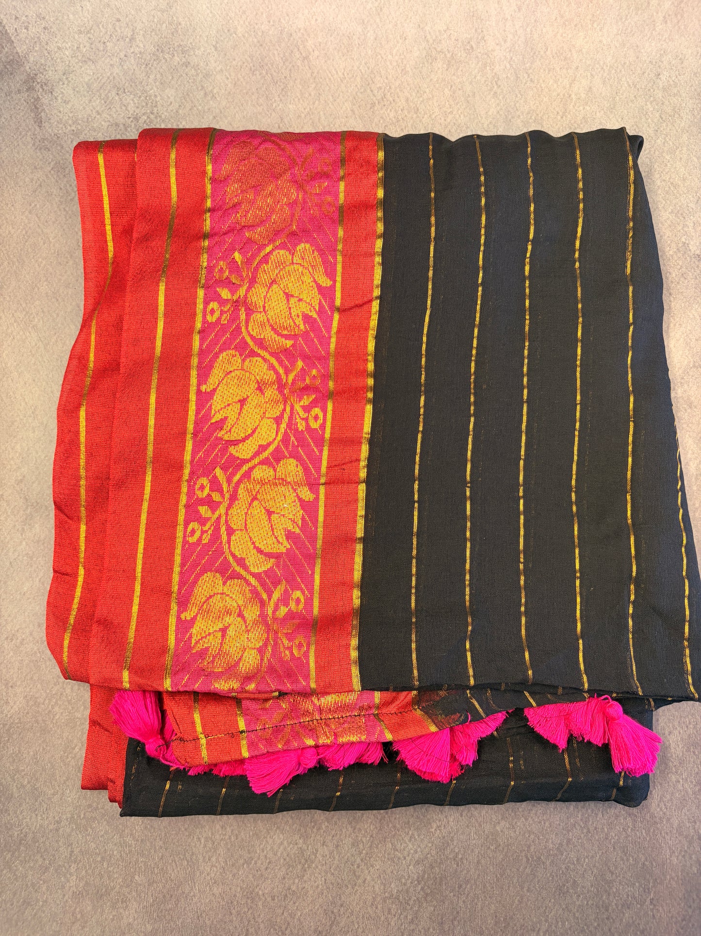 Black Mul Cotton Saree with Pink and Red Floral Zari Border & Handmade Tassels MJ151
