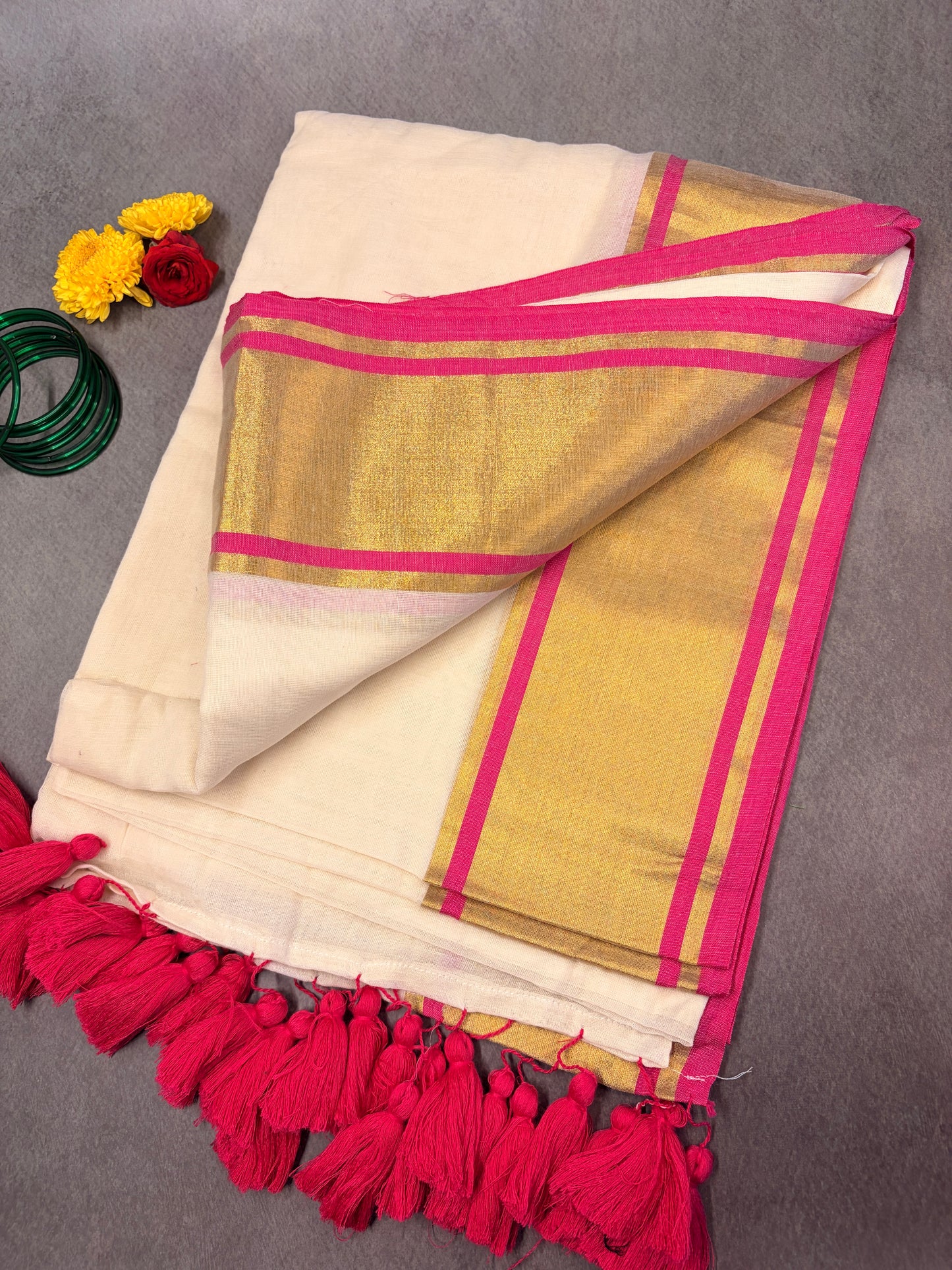 120 Count Mul Cotton Kerala Kasavu Saree with Pink Zari Border MJ160