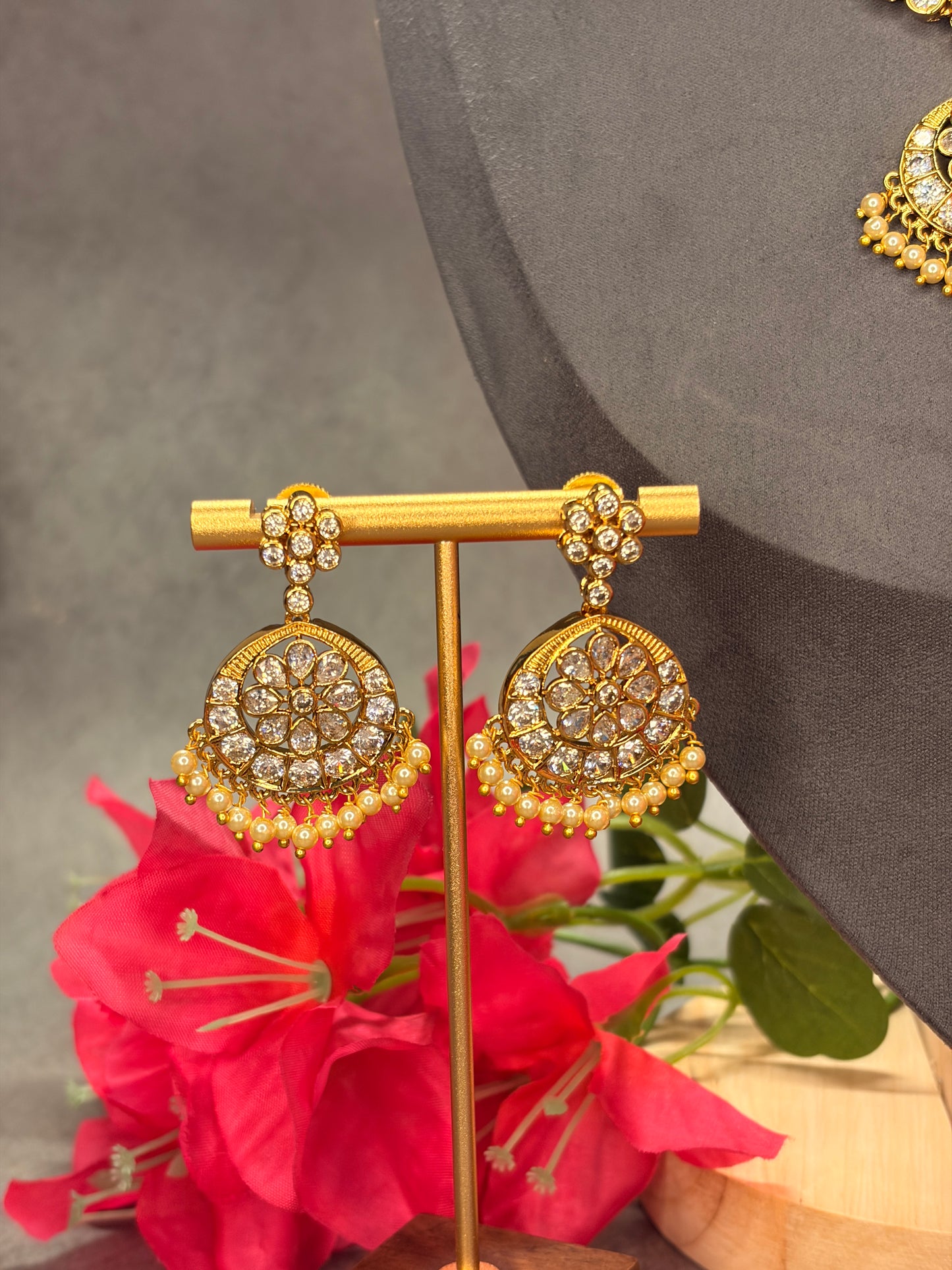 2 Layer White Micro Gold Plated Attigai Set MJ128