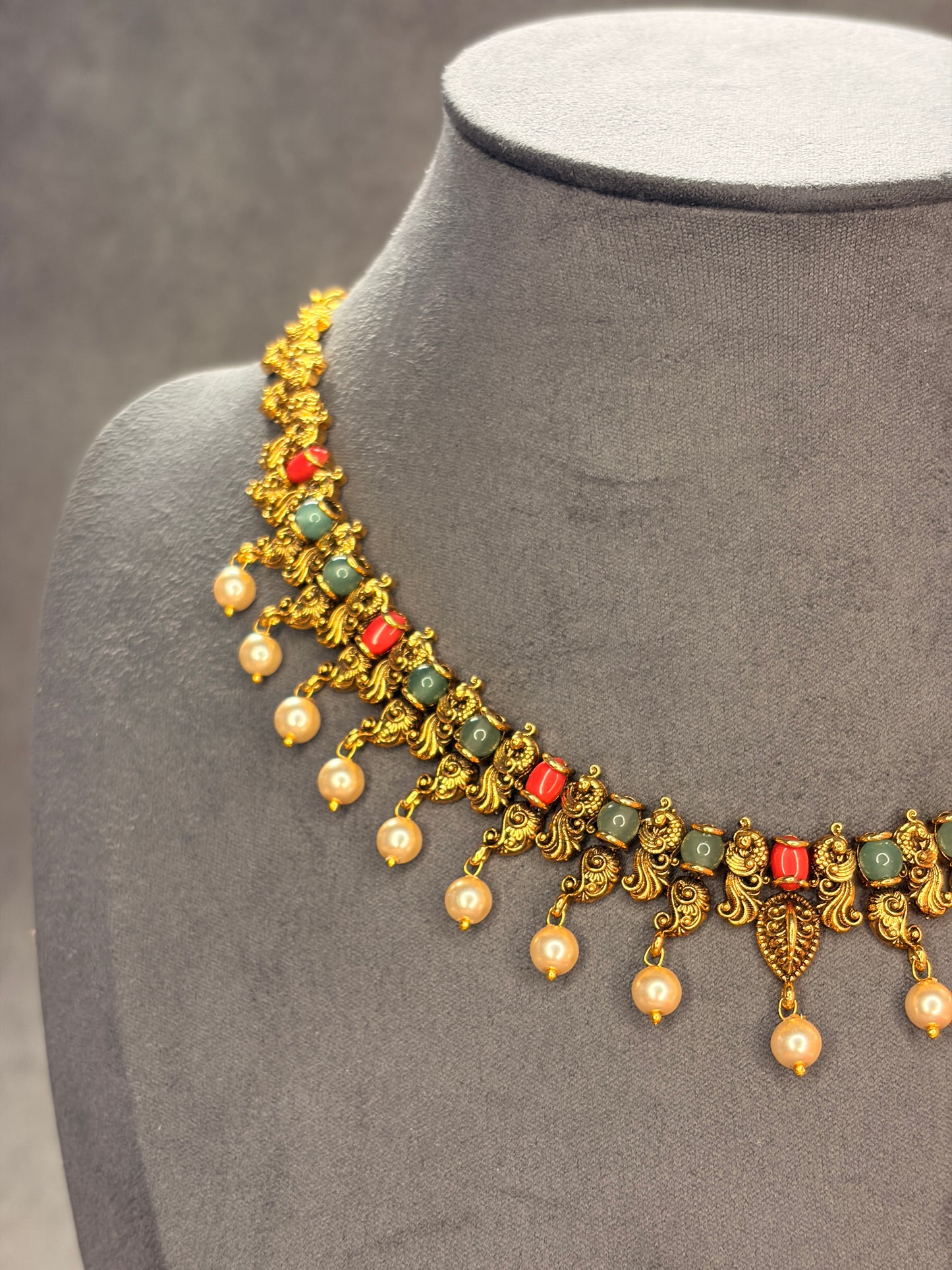 Coral Antique Pearl Necklace Set MJ127