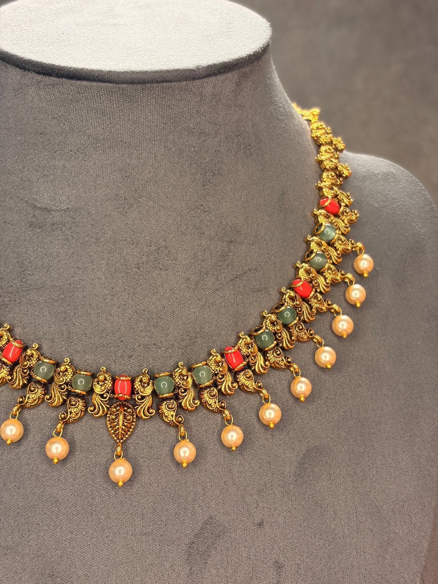 Coral Antique Pearl Necklace Set MJ127