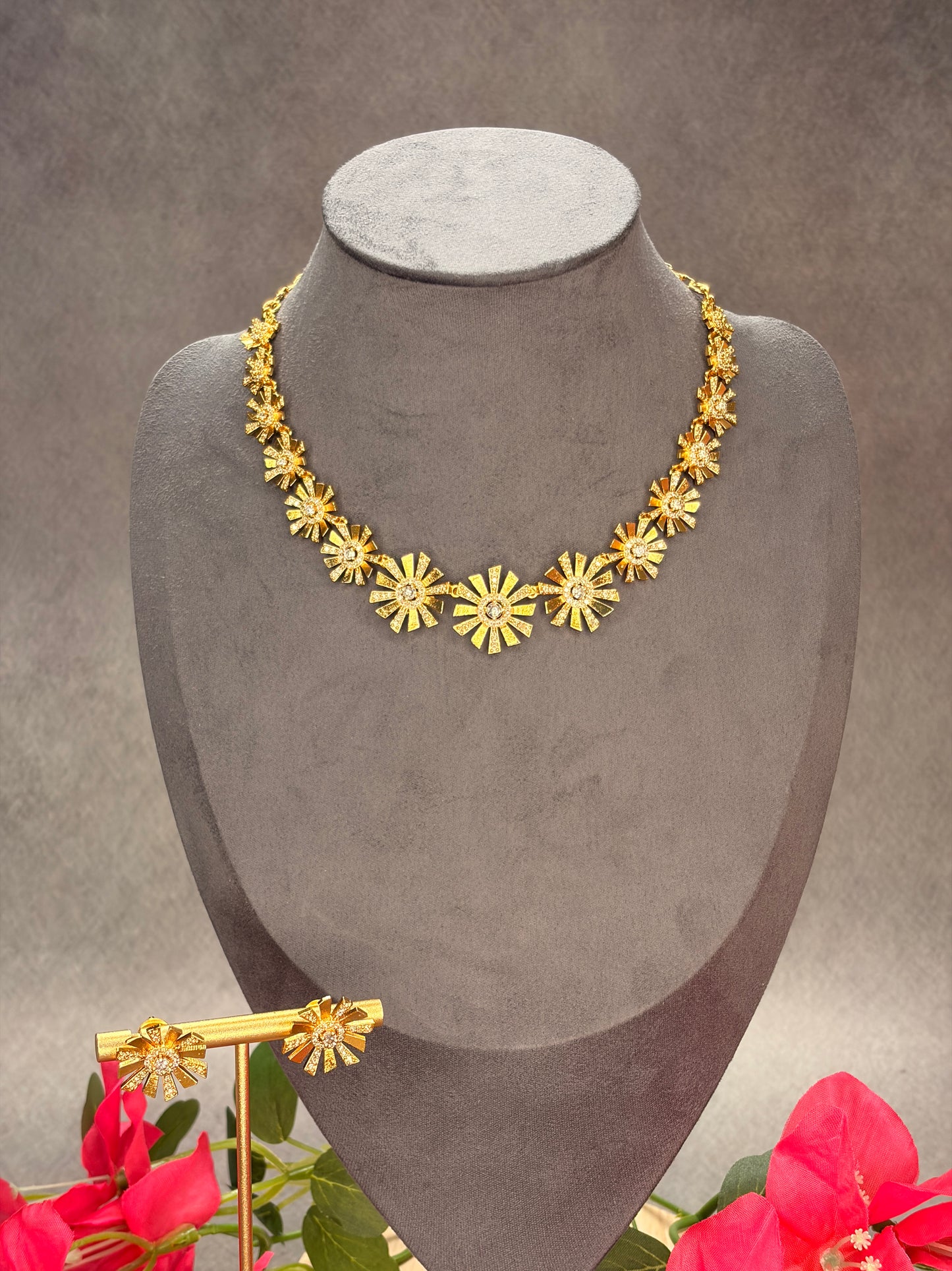 Sunburst Floral Necklace Set with Matching Stud Earrings MJ180