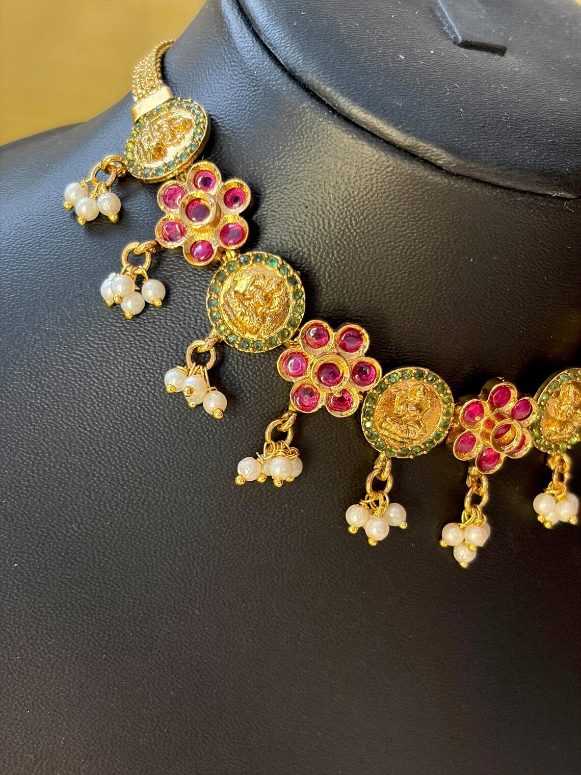 Antique Lakshmi Floral Choker Necklace MJ102