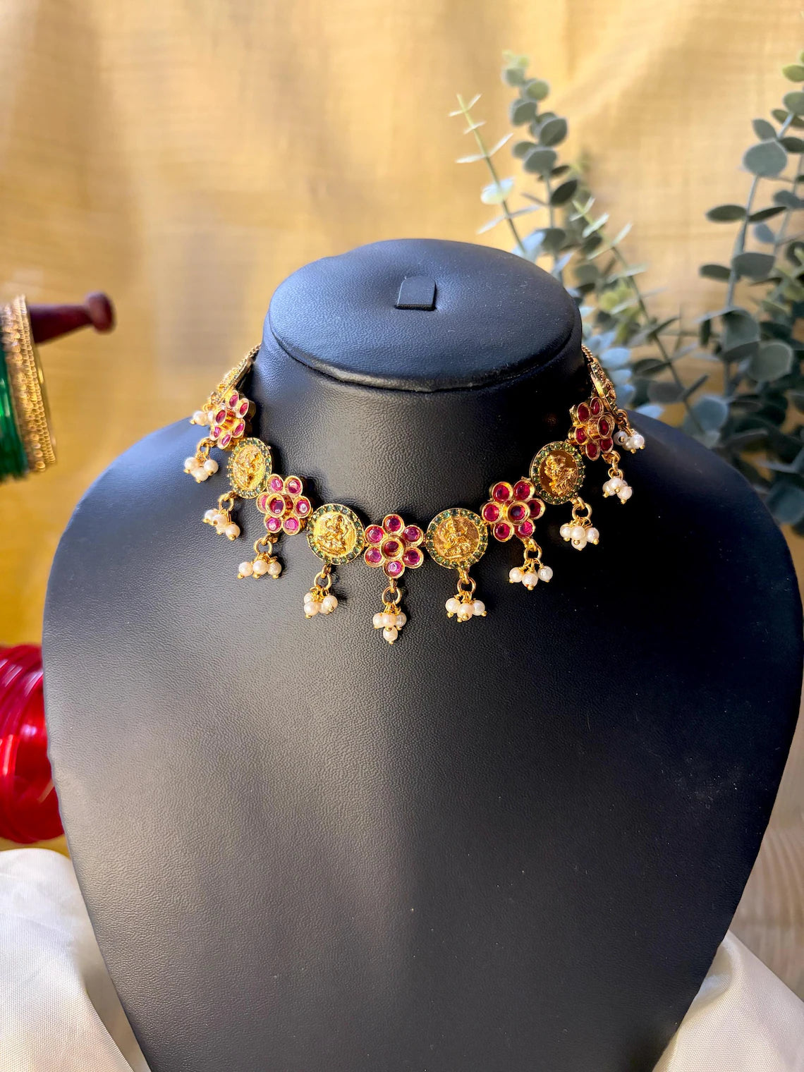 Antique Lakshmi Floral Choker Necklace MJ102